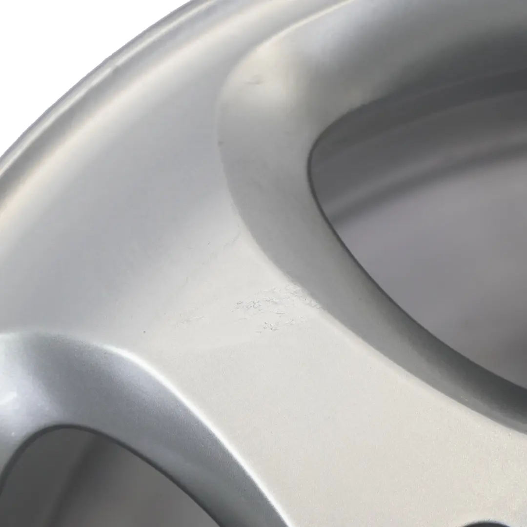 Argento Cerchio in lega 17" 7,5J ET:37 Stella Raggi A2104010402 per Mercedes W210 con numero di parte A2104012002 Mercedes W210 Argento Cerchio in lega 17" 7,5J ET:37 Stella Raggi A2104010402 - SKU A2104012002-2 - Numero di parte A2104012002