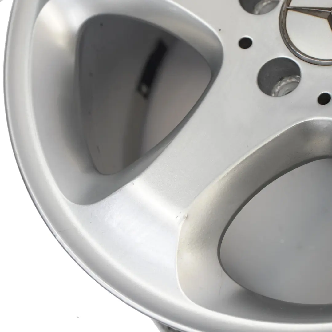 Mercedes W210 Silberne Leichtmetallfelge 17" 7,5J ET:37 Sternspeiche A2104010402 - SKU A2104012002-2 - Teilenummer A2104012002