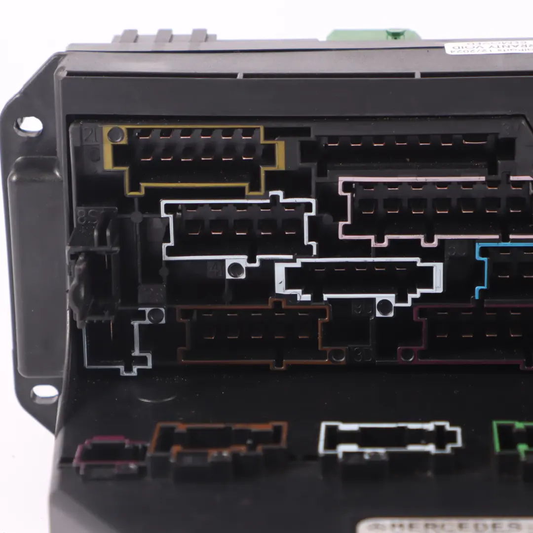 Fuse Box Relay Control Unit SAM Module to Mercedes SLK R172 with Part number A2129009425 Mercedes SLK R172 Fuse Box Relay Control Unit SAM Module - SKU A2129009425-1 - Part number A2129009425