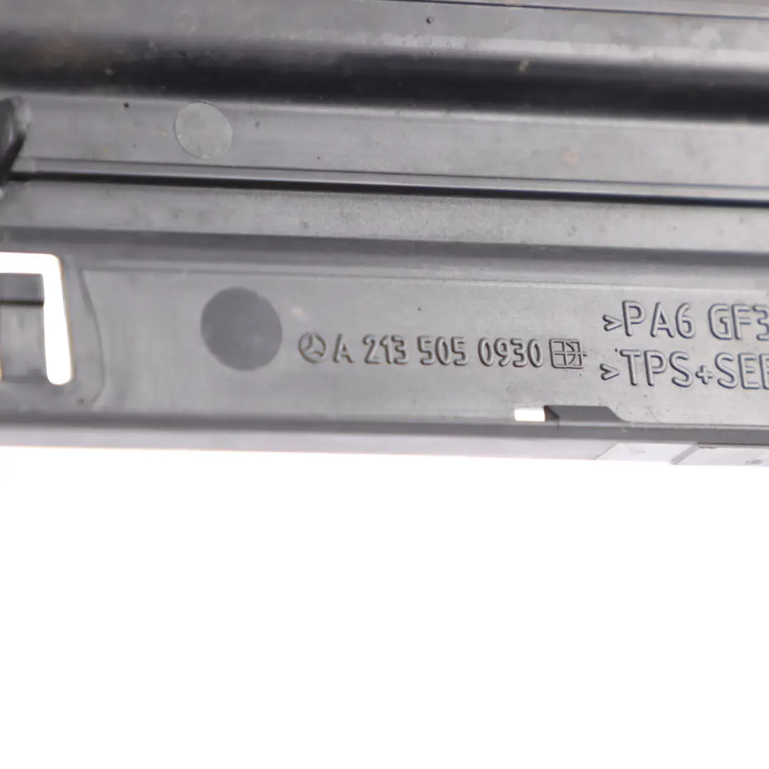 Conducto De Aire Del Radiador Mercedes W213 C238 Tapa Panel Frontal para con número de pieza A2135050930 Conducto De Aire Del Radiador Mercedes W213 C238 Tapa Panel Frontal - SKU A2135050930 - Número de pieza A2135050930
