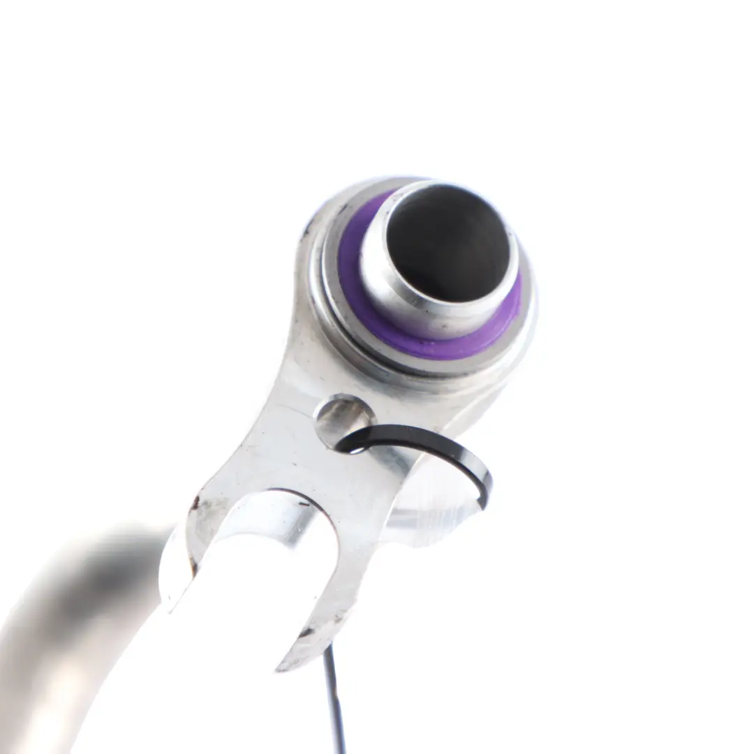 Tuyau De Climatisation Liquide De Refroidissement pour Mercedes W213 C238 à propos du numéro de pièce A2138301602 Mercedes W213 C238 Tuyau De Climatisation Liquide De Refroidissement - SKU A2138301602 - Numéro de pièce A2138301602