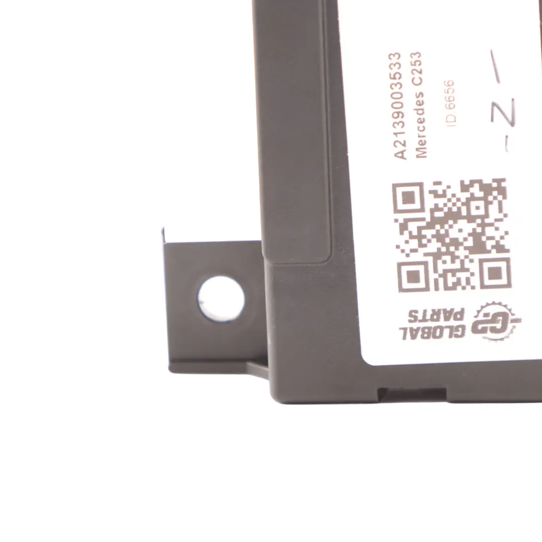 Ignition Switch Module Mercedes W205 C253 Control Unit to with Part number A2139003533 Ignition Switch Module Mercedes W205 C253 Control Unit - SKU A2139003533 - Part number A2139003533
