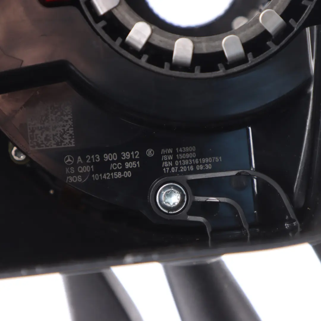 Column Switch Wiper Indicator Criuse Control to Mercedes W213 Automatic with Part number A2139003912 Mercedes W213 Automatic Column Switch Wiper Indicator Criuse Control - SKU A2139003912 - Part number A2139003912