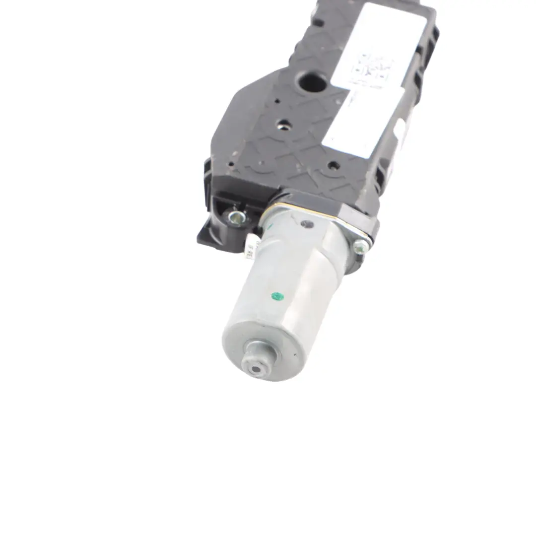 Sunroof Control Unit Motor Sun Roof Actuator Gear to Mercedes W213 with Part number A2139062104 Mercedes W213 Sunroof Control Unit Motor Sun Roof Actuator Gear - SKU A2139062104 - Part number A2139062104