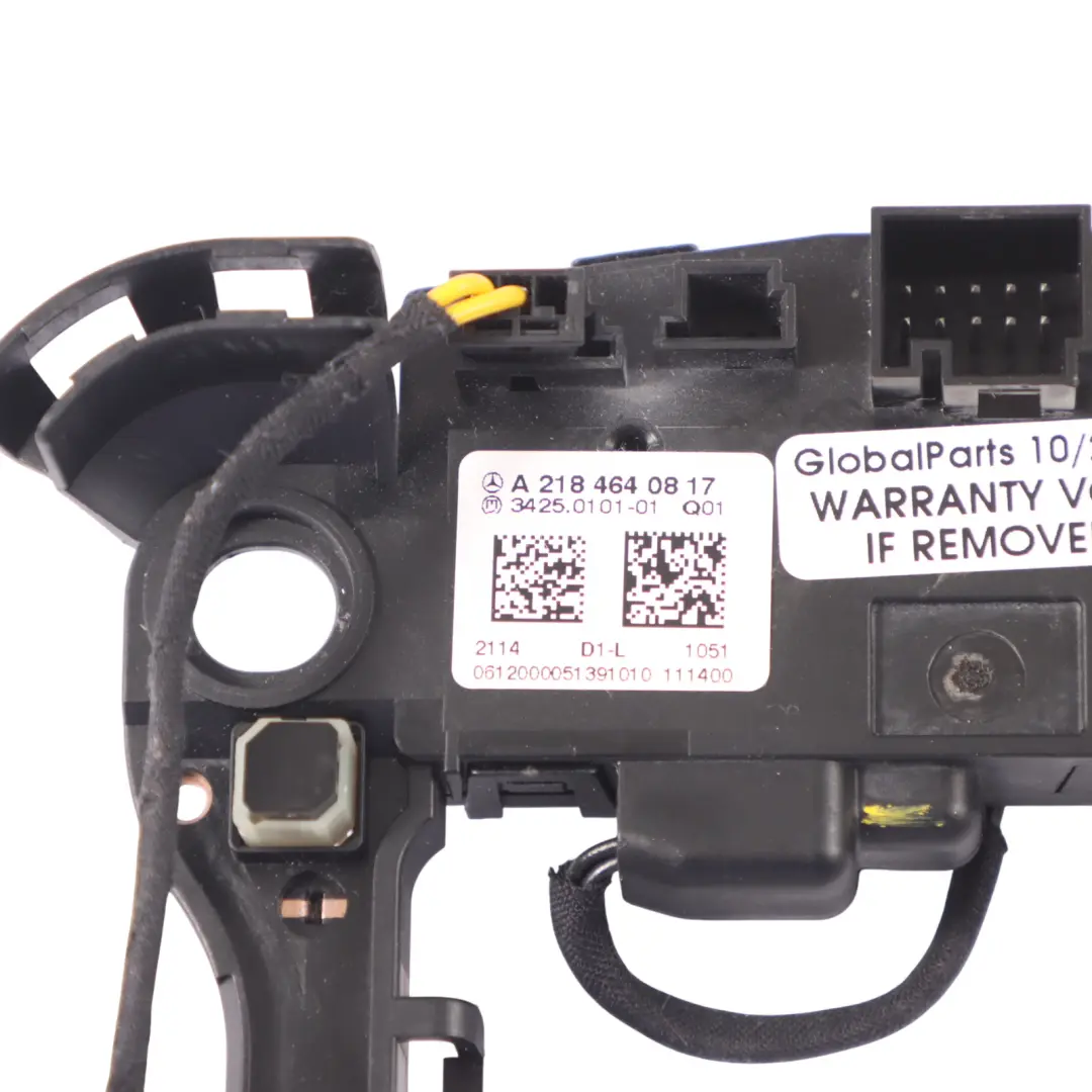 Lenkradkontaktplatte Schaltwippen für Mercedes SLK R172 mit Teilenummer A2184640817 Mercedes SLK R172 Lenkradkontaktplatte Schaltwippen - SKU A2184640817 - Teilenummer A2184640817