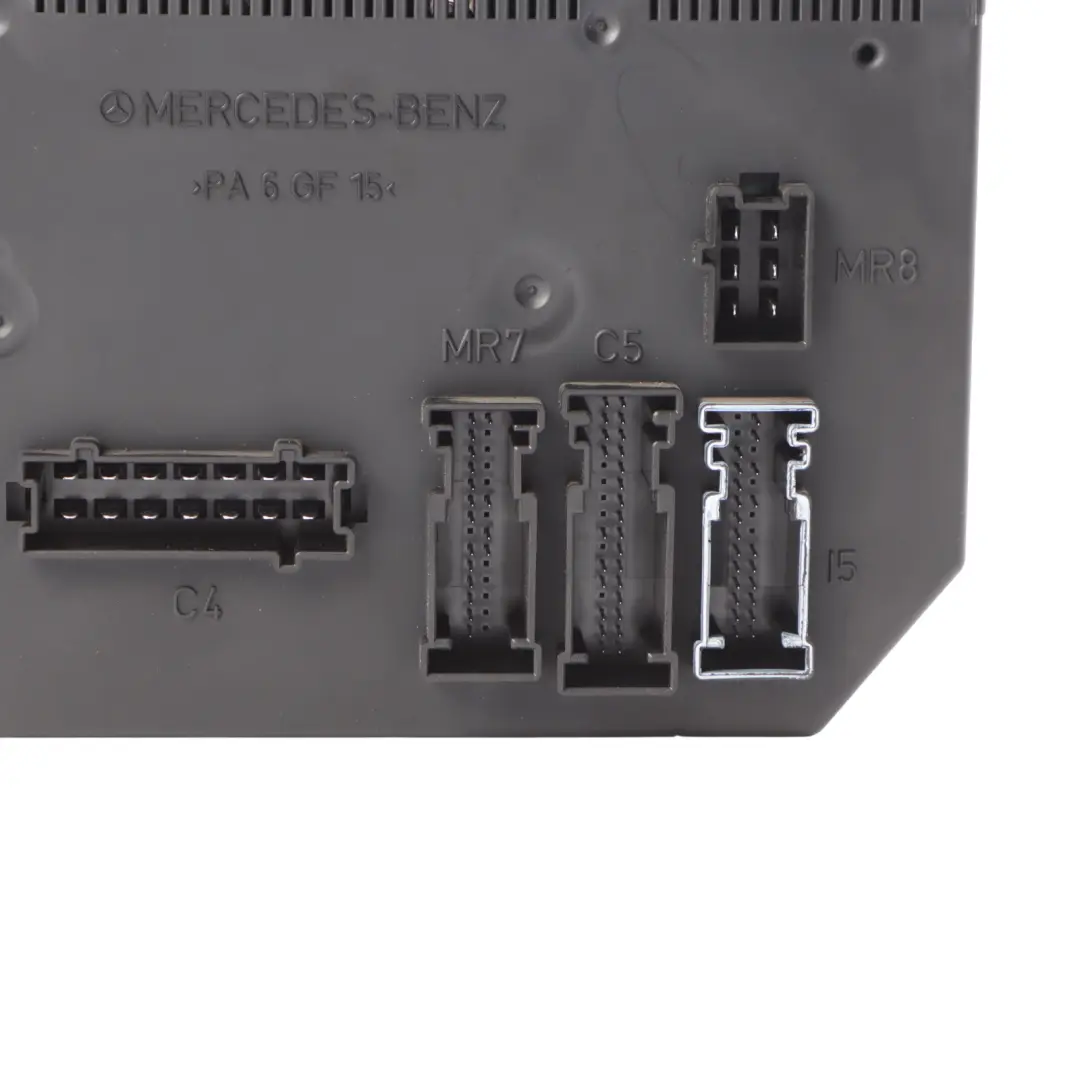 Fuse Box Relay Control Unit SAM Module to Mercedes W221 with Part number A2215458345 Mercedes W221 Fuse Box Relay Control Unit SAM Module - SKU A2215458345 - Part number A2215458345
