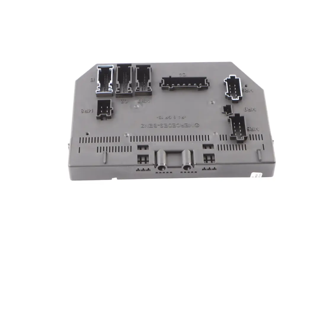 Fuse Box Relay Control Unit SAM Module to Mercedes W221 with Part number A2215458345 Mercedes W221 Fuse Box Relay Control Unit SAM Module - SKU A2215458345 - Part number A2215458345