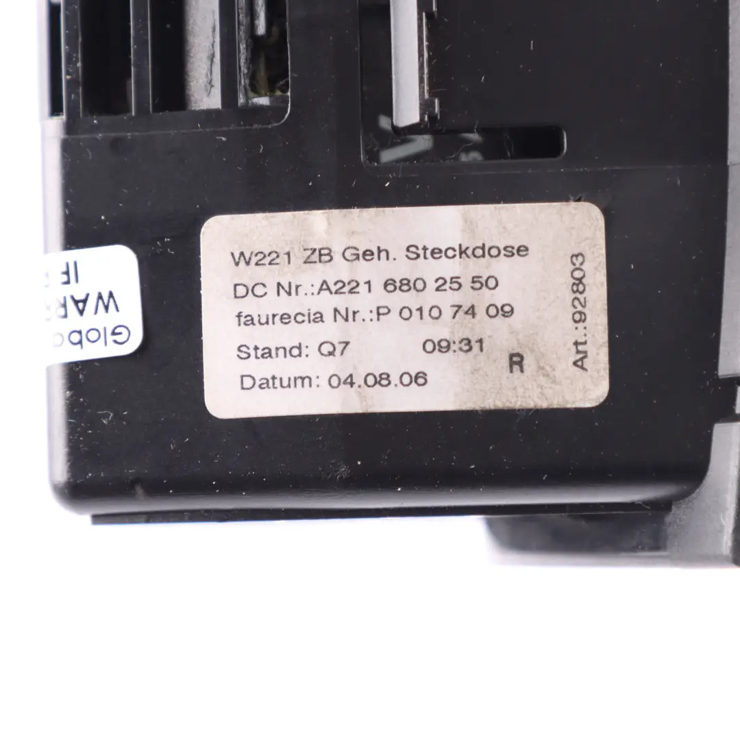 Mercedes W221 Mittelkonsole Hinten Feuerzeug 12V Steckdose Beige - SKU A2216802550 - Teilenummer A2216802550