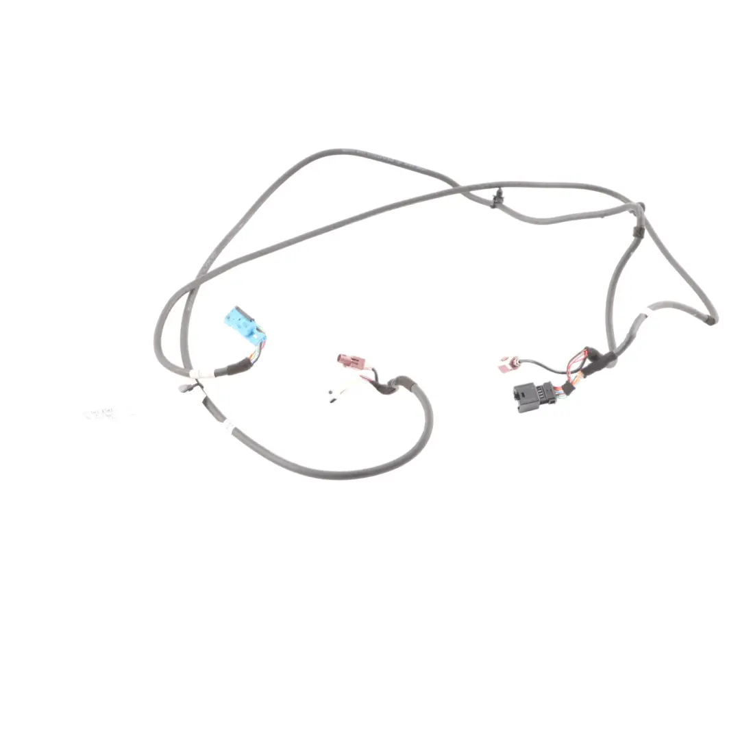 Universal Handy Interface UHI Adapter Wiring Harness to Mercedes W221 with Part number A2218200115 Mercedes W221 Universal Handy Interface UHI Adapter Wiring Harness - SKU A2218200115 - Part number A2218200115