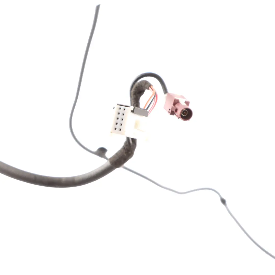 Universal Handy Interface UHI Adapter Wiring Harness to Mercedes W221 with Part number A2218200115 Mercedes W221 Universal Handy Interface UHI Adapter Wiring Harness - SKU A2218200115 - Part number A2218200115