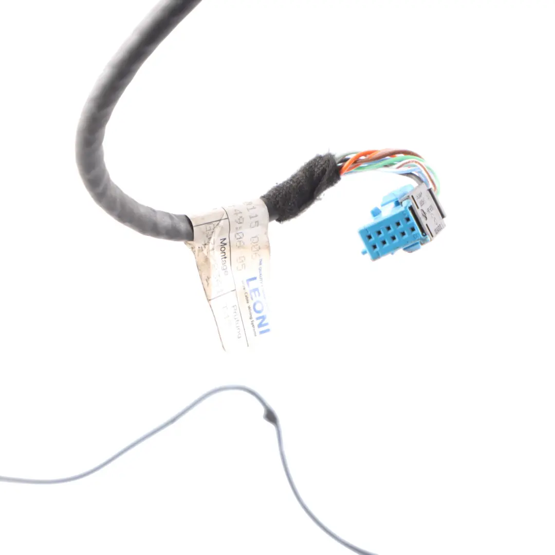 Universal Handy Interface UHI Adapter Wiring Harness to Mercedes W221 with Part number A2218200115 Mercedes W221 Universal Handy Interface UHI Adapter Wiring Harness - SKU A2218200115 - Part number A2218200115