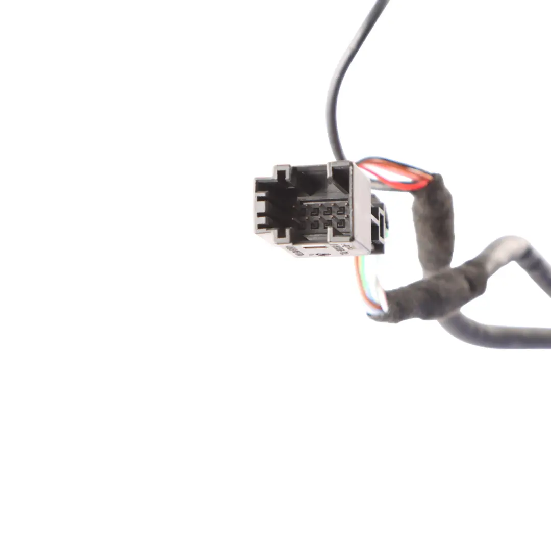 Universal Handy Interface UHI Adapter Wiring Harness to Mercedes W221 with Part number A2218200115 Mercedes W221 Universal Handy Interface UHI Adapter Wiring Harness - SKU A2218200115 - Part number A2218200115