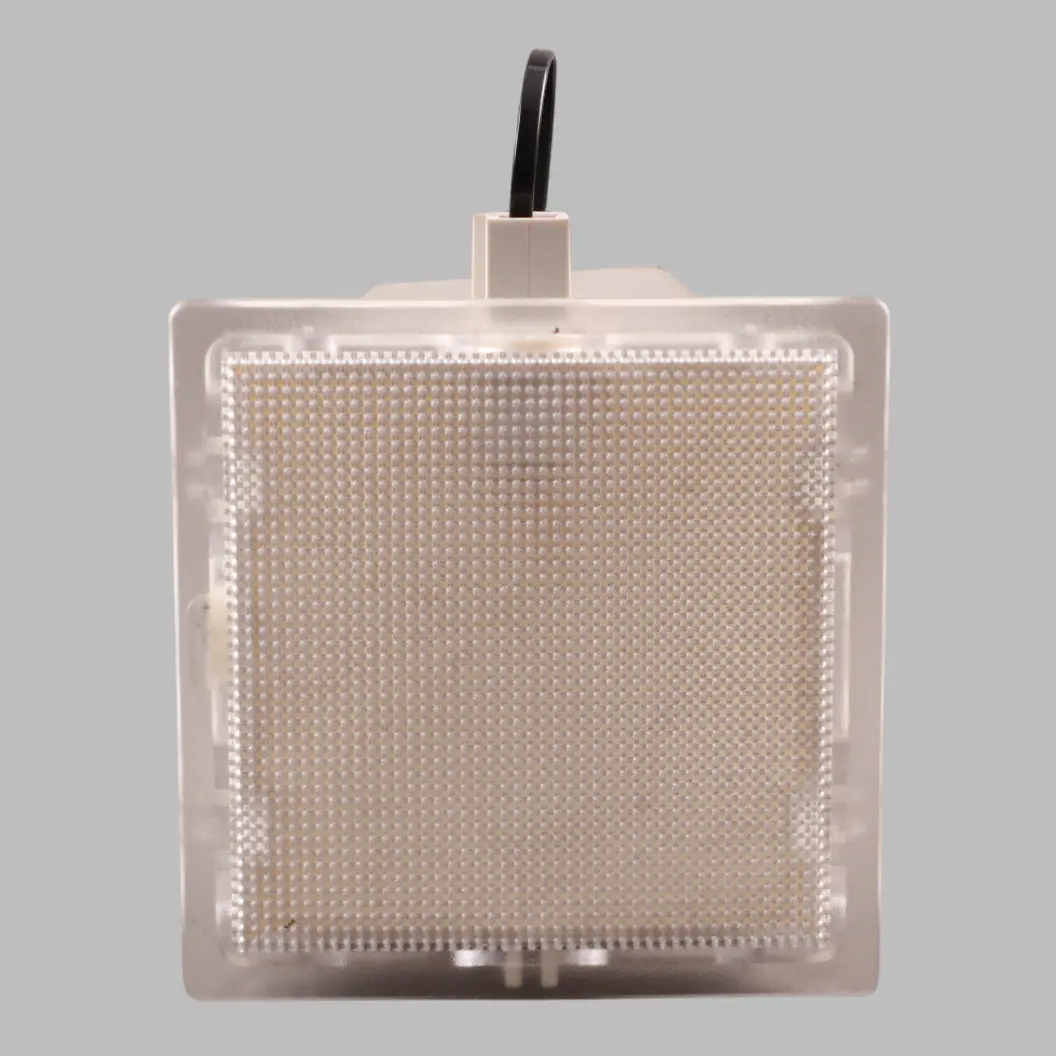 Lampe boîte à gants Mercedes C216 W221 Lampe de rangement intérieure pour à propos du numéro de pièce A2218200201 Lampe boîte à gants Mercedes C216 W221 Lampe de rangement intérieure - SKU A2218200201 - Numéro de pièce A2218200201