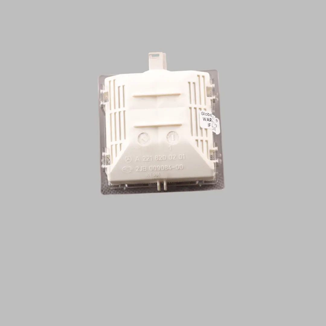 Lampada vano portaoggetti Mercedes C216 W221 Rivestimento interno per con numero di parte A2218200201 Lampada vano portaoggetti Mercedes C216 W221 Rivestimento interno - SKU A2218200201 - Numero di parte A2218200201