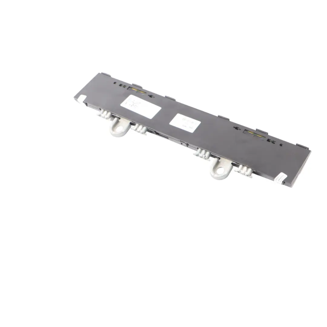 Roof Aerial Radio Antenna Amplifier Unit to Mercedes W221 with Part number A2218200389 Mercedes W221 Roof Aerial Radio Antenna Amplifier Unit - SKU A2218200389 - Part number A2218200389