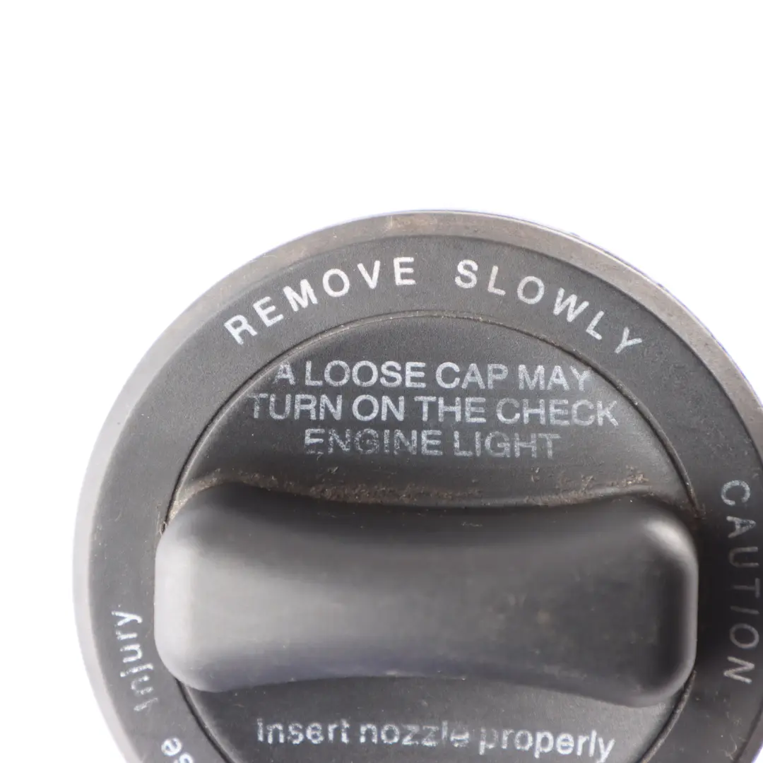 Mercedes W221 Réservoir D'Essence Capuchon De Trappe De Remplissage - SKU A2304700305 - Numéro de pièce A2304700305