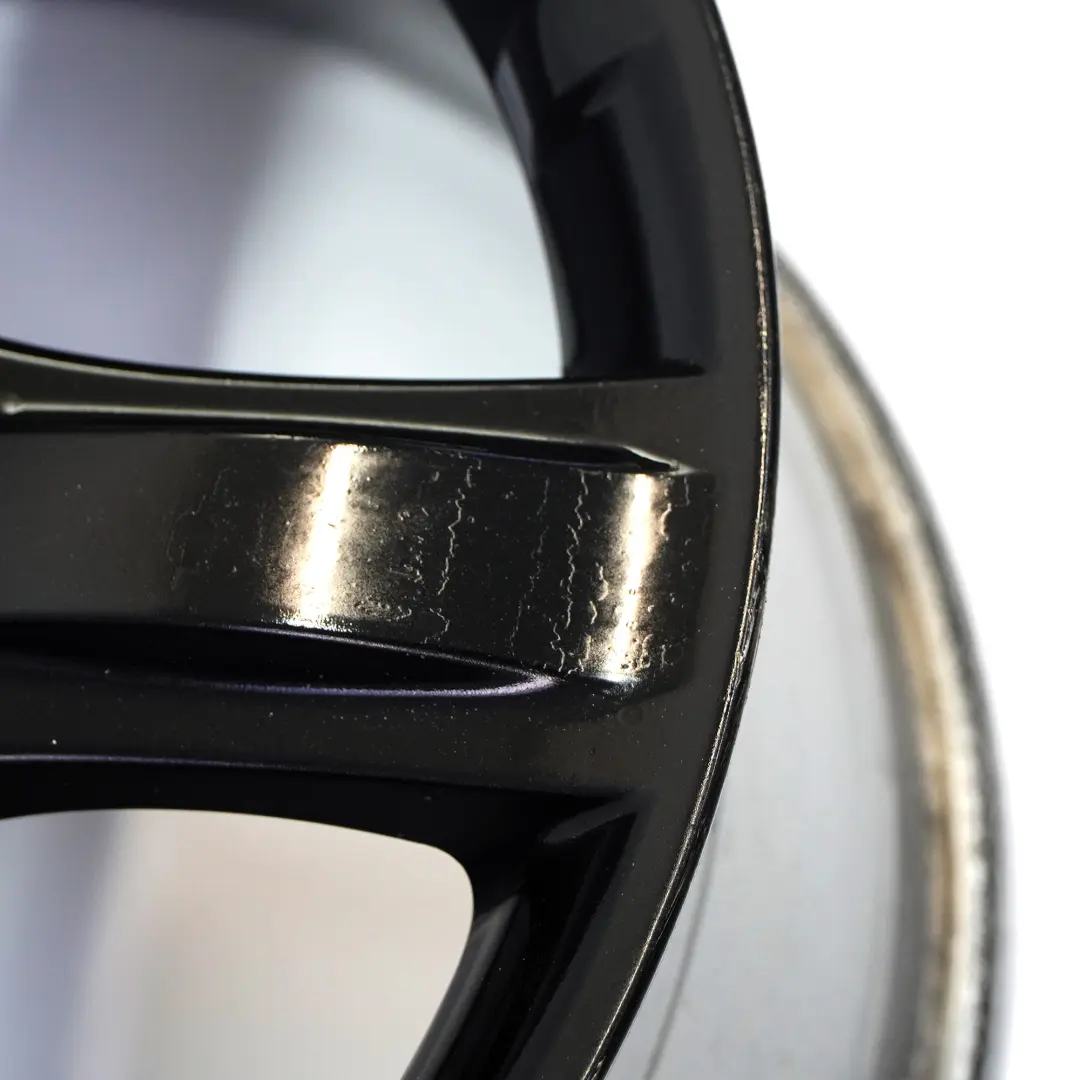 Jante alliage noire 19" 8J ET:67 5 branches pour Mercedes W251 à propos du numéro de pièce A2514011202 Mercedes W251 Jante alliage noire 19" 8J ET:67 5 branches - SKU A2514011202-5 - Numéro de pièce A2514011202