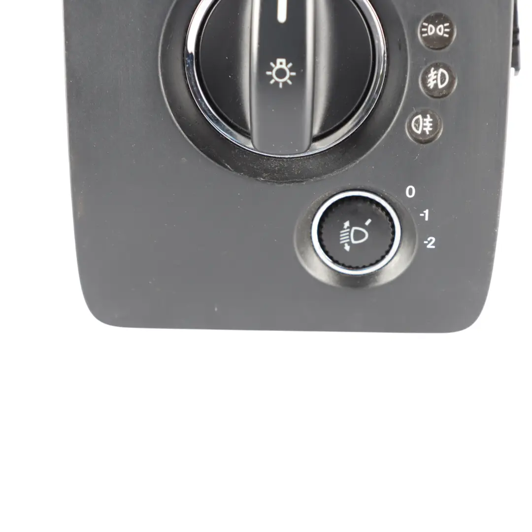 Mercedes W251 W910 Przełącznik Sterowania Światłami - SKU A2515454704 - Numer Części A2515454704