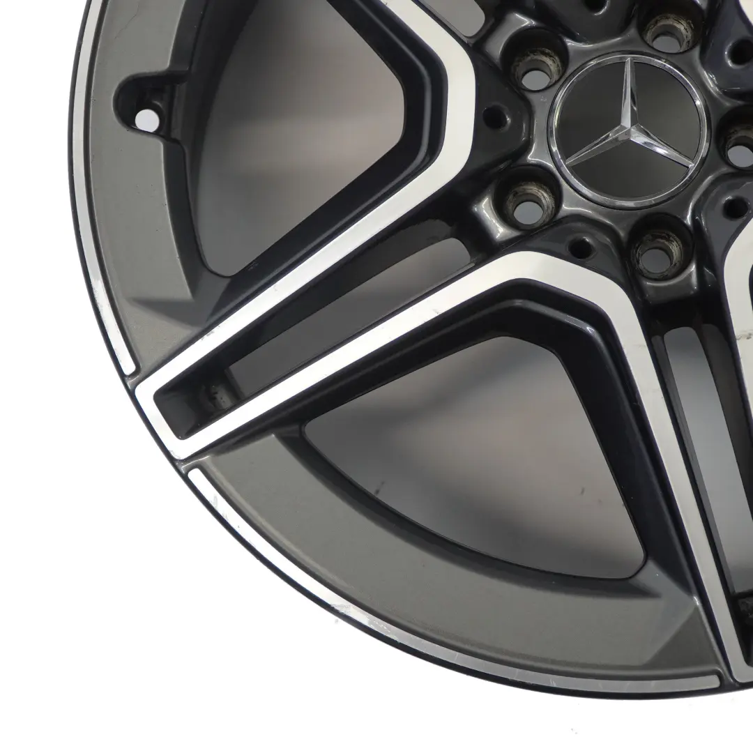 Cerchio in lega grigio 19" 8J ET:38 per Mercedes W213 X253 con numero di parte A2534015300 Mercedes W213 X253 Cerchio in lega grigio 19" 8J ET:38 - SKU A2534015300-1 - Numero di parte A2534015300