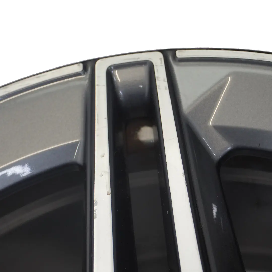 Tylna Szara Felga Aluminiowa 19" 9J ET:20 do Mercedes GLC X253 o numerze A2534015400 Mercedes GLC X253 Tylna Szara Felga Aluminiowa 19" 9J ET:20 - SKU A2534015400-1 - Numer Części A2534015400