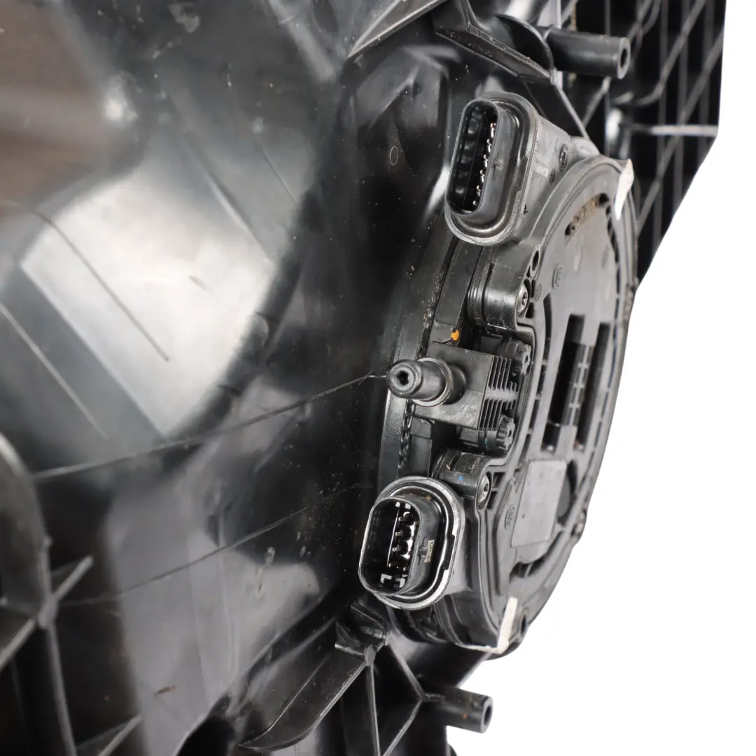 Motor diesel Mercedes C253 Depósito de líquido aditivo AdBlue A1664703901 - SKU A2534707701 - Número de pieza A2534707701