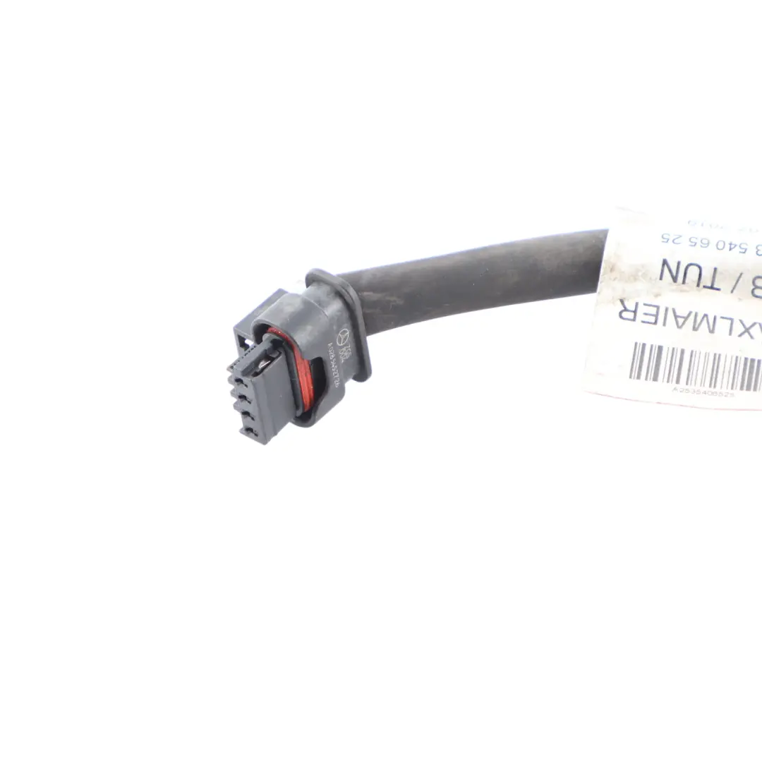 Exhaust NOX Sensor Harness Wiring Cable to Mercedes GLC C253 with Part number A2535406525 Mercedes GLC C253 Exhaust NOX Sensor Harness Wiring Cable - SKU A2535406525 - Part number A2535406525