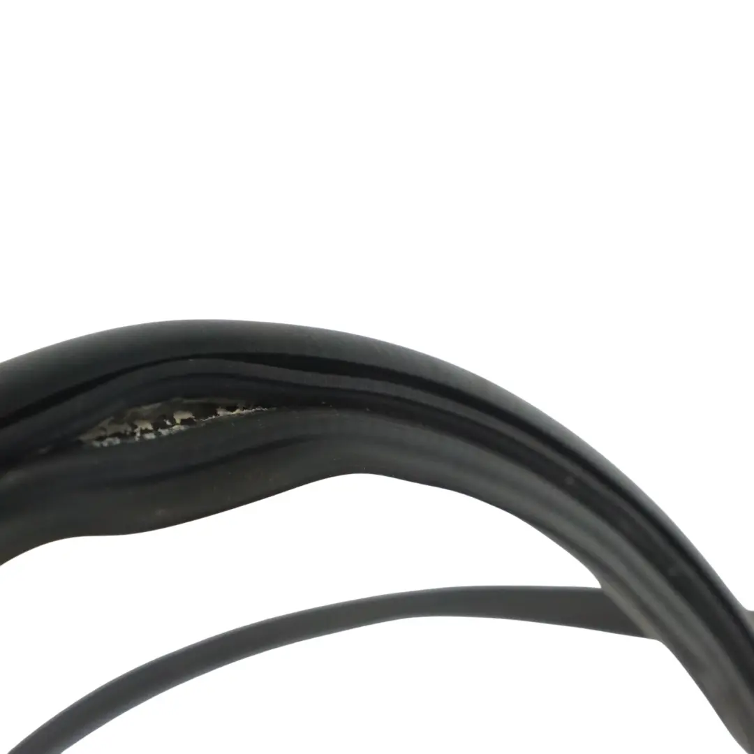 Joint de couvercle de coffre hayon en caoutchouc pour Mercedes GLC X253 à propos du numéro de pièce A2537402801 Mercedes GLC X253 Joint de couvercle de coffre hayon en caoutchouc - SKU A2537402801 - Numéro de pièce A2537402801