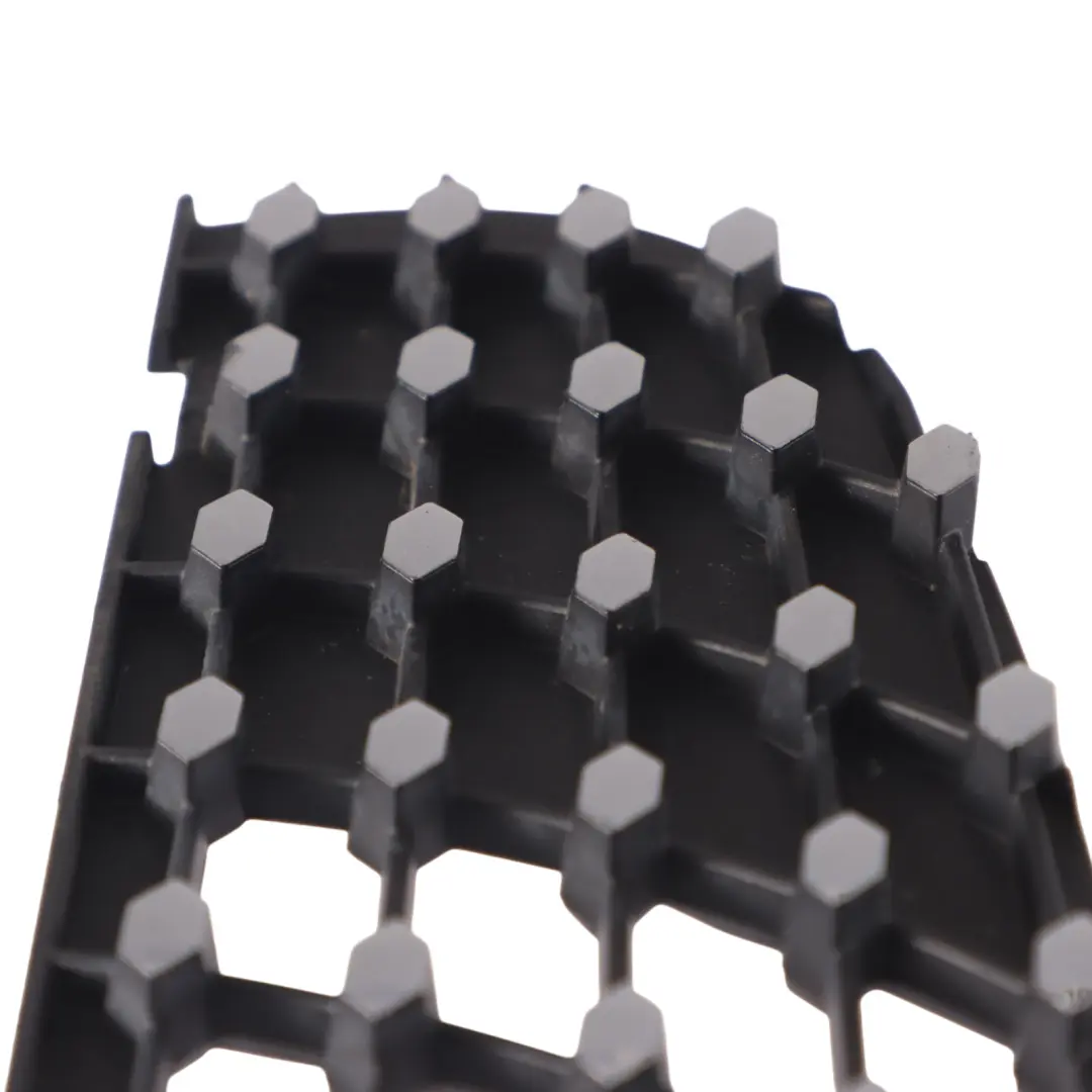 Paraurti anteriore griglia sinistra Cromo per Mercedes GLC X253 con numero di parte A2538889900 Mercedes GLC X253 Paraurti anteriore griglia sinistra Cromo - SKU A2538889900 - Numero di parte A2538889900