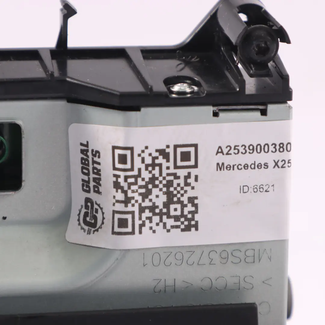 W253 Bildschirm Monitor Radio Sat Nav Navigationsgerät für Mercedes mit Teilenummer A2539003809 Mercedes W253 Bildschirm Monitor Radio Sat Nav Navigationsgerät - SKU A2539003809 - Teilenummer A2539003809