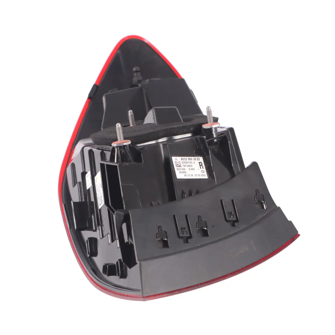 Tail Lid Light Side Lamp Rear Right O/S to Mercedes GLC X253 with Part number A2539063003 Mercedes GLC X253 Tail Lid Light Side Lamp Rear Right O/S - SKU A2539063003 - Part number A2539063003