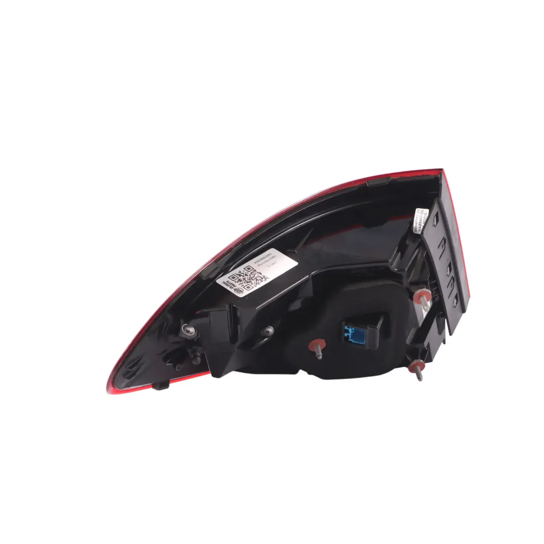 Tail Lid Light Side Lamp Rear Right O/S to Mercedes GLC X253 with Part number A2539063003 Mercedes GLC X253 Tail Lid Light Side Lamp Rear Right O/S - SKU A2539063003 - Part number A2539063003