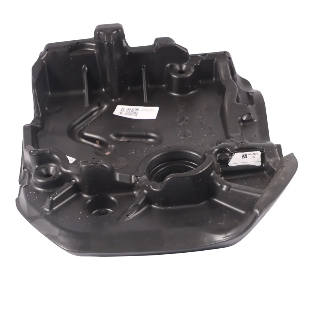 Panneau acoustique supérieur moteur M282 Petrol pour Mercedes W177 W247 à propos du numéro de pièce A2820101803 Mercedes W177 W247 Panneau acoustique supérieur moteur M282 Petrol - SKU A2820101803 - Numéro de pièce A2820101803