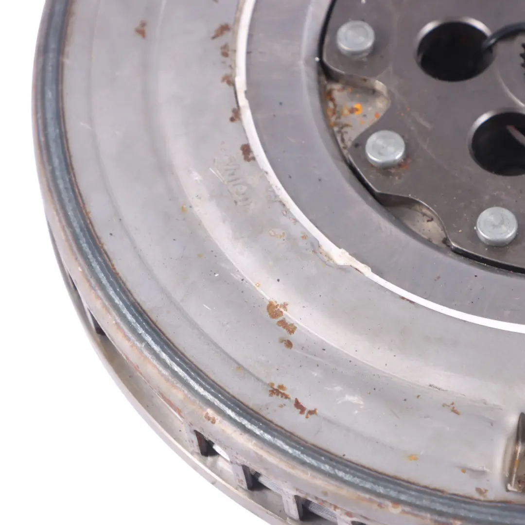 M282 Benzin Motor Schwungrad Zweimassen für Mercedes W177 mit Teilenummer A2820303400 Mercedes W177 M282 Benzin Motor Schwungrad Zweimassen - SKU A2820303400 - Teilenummer A2820303400