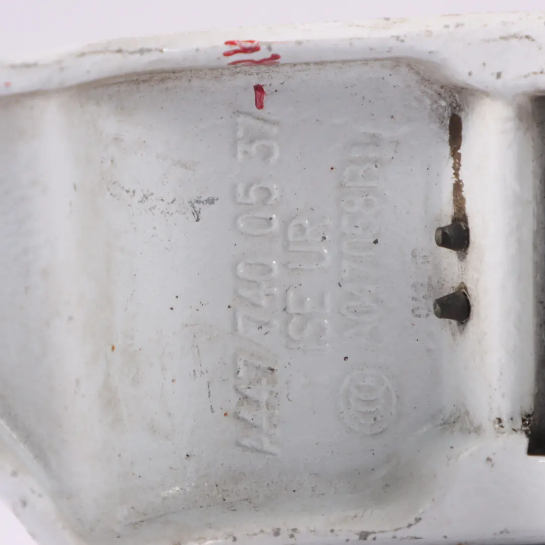 Hinten Rechts Türscharnier Heckklappenhalterung für Mercedes Vito W447 mit Teilenummer A4477400537 Mercedes Vito W447 Hinten Rechts Türscharnier Heckklappenhalterung - SKU A4477400537 - Teilenummer A4477400537