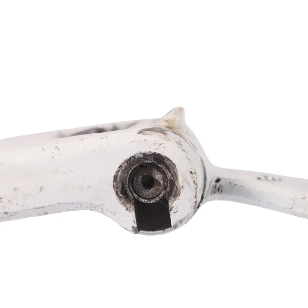 Zawias Drzwi Tył Tylnych Bagażnika Prawy do Mercedes Vito W447 o numerze A4477400537 Mercedes Vito W447 Zawias Drzwi Tył Tylnych Bagażnika Prawy - SKU A4477400537 - Numer Części A4477400537