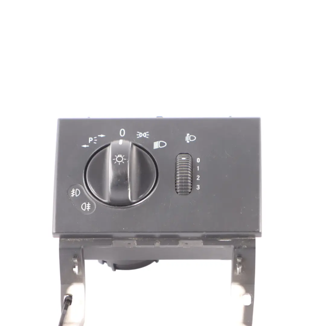 Mercedes Vito Viano W639 Bouton Commande Phares - SKU A6395450204-3 - Numéro de pièce A6395450204