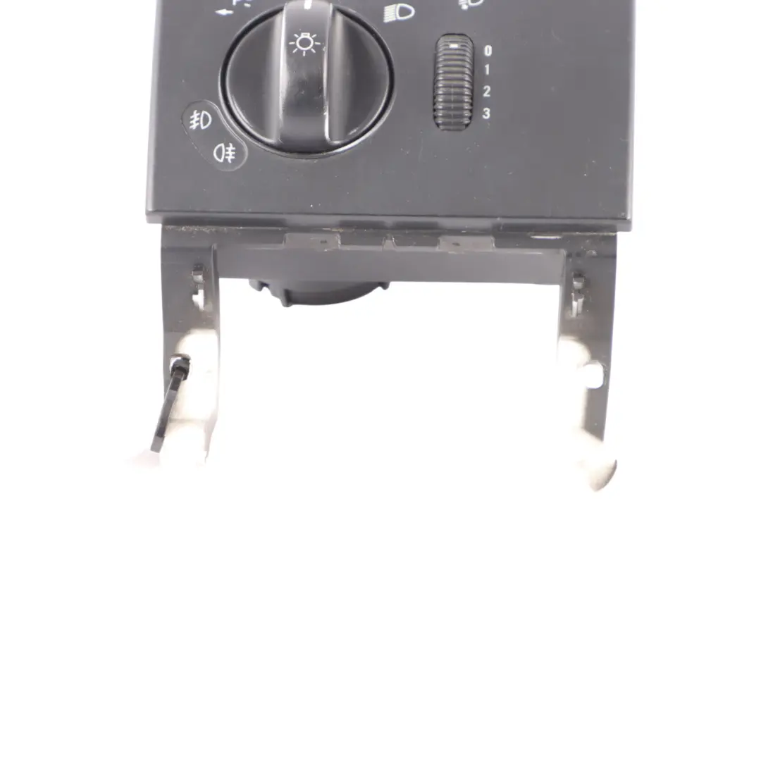 Mercedes Vito Viano W639 Unidad De Interruptor De Faros Botón Pomo - SKU A6395450204-3 - Número de pieza A6395450204