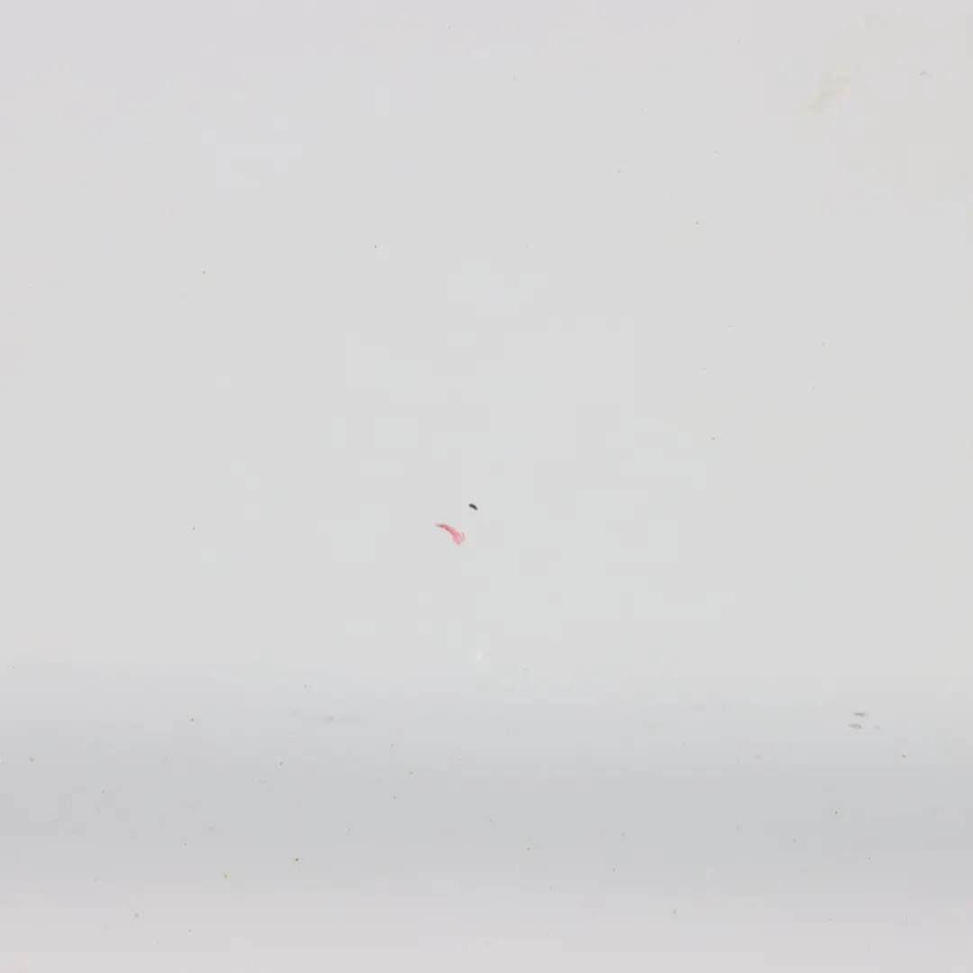 Pannello Alare Anteriore Destro Parafango Bianco Artico - 9147 per Mercedes W639 con numero di parte A6396305207 Mercedes W639 Pannello Alare Anteriore Destro Parafango Bianco Artico - 9147 - SKU A6396305207-ARW2 - Numero di parte A6396305207