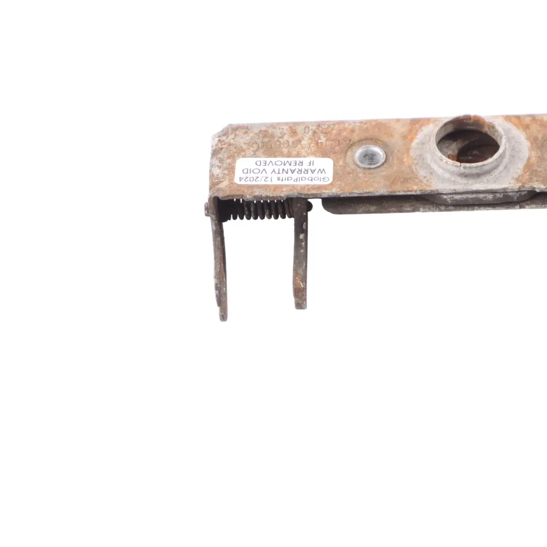 Cappuccio Blocco Motore Cofano Inferiore Chiusura per Mercedes Vito W639 con numero di parte A6397500650 Mercedes Vito W639 Cappuccio Blocco Motore Cofano Inferiore Chiusura - SKU A6397500650 - Numero di parte A6397500650