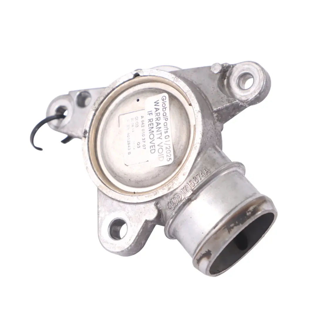 OM642 Separador válvula purga respiradero aceite para Mercedes C207 con número de pieza A6420103707 Mercedes C207 OM642 Separador válvula purga respiradero aceite - SKU A6420103707 - Número de pieza A6420103707