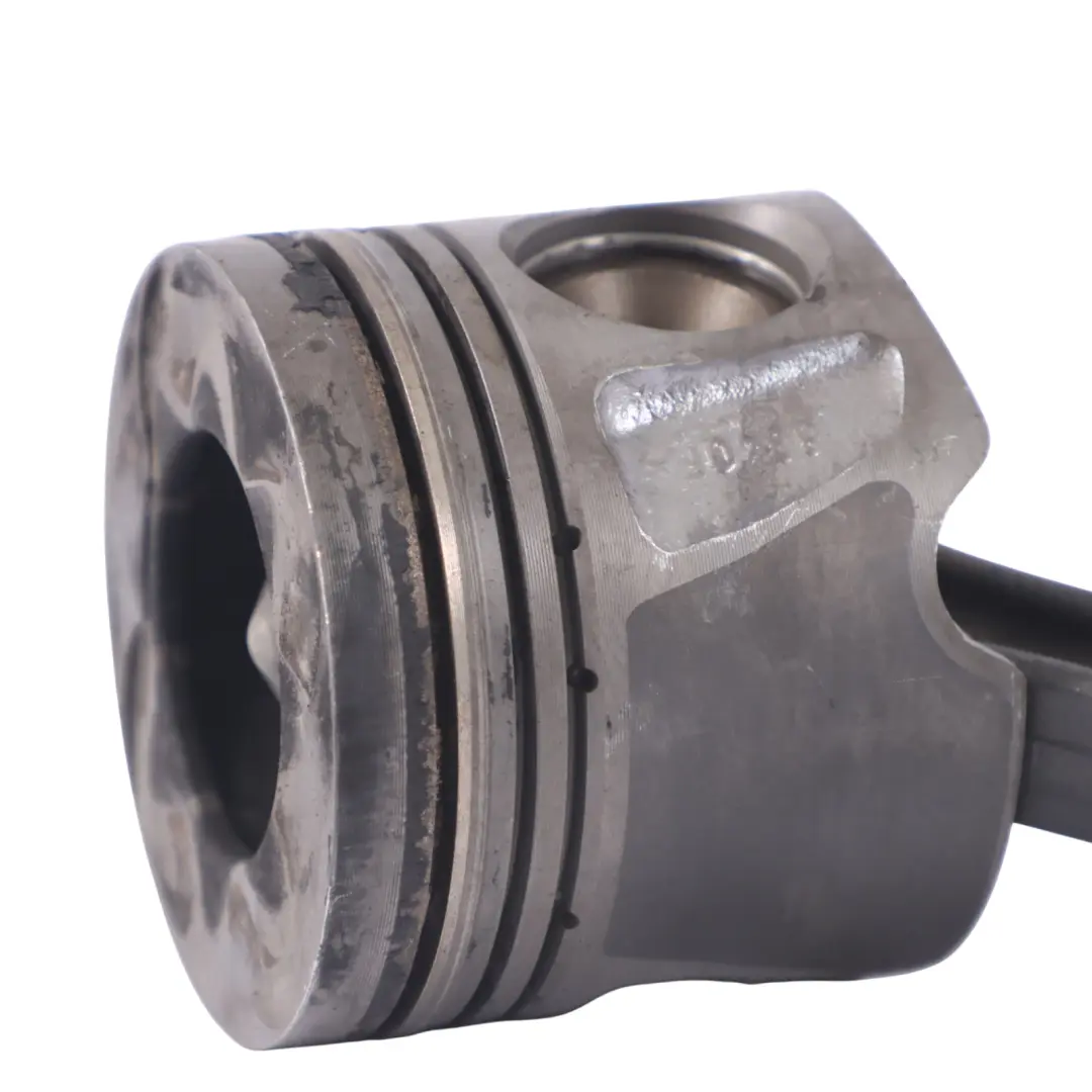 OM642 Motor Diesel Pistón Biela Izquierda para Mercedes W164 con número de pieza A6420301818 Mercedes W164 OM642 Motor Diesel Pistón Biela Izquierda - SKU A6420301818 - Número de pieza A6420301818