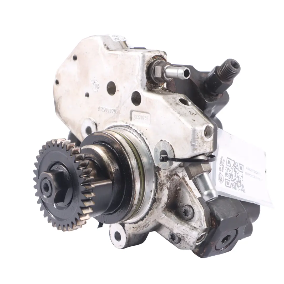 Mercedes W207 OM642 Pompe carburant haute pression moteur diesel - SKU A6420701201-1 - Numéro de pièce A6420701201