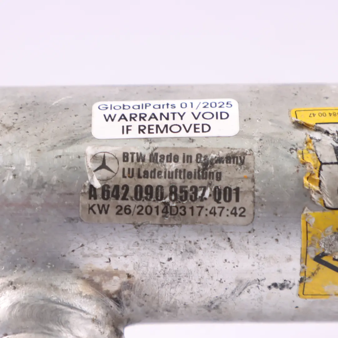 W207 C218 OM642 Ladeluftkühler Ansaugrohr Schlauch für Mercedes mit Teilenummer A6420908537 Mercedes W207 C218 OM642 Ladeluftkühler Ansaugrohr Schlauch - SKU A6420908537 - Teilenummer A6420908537