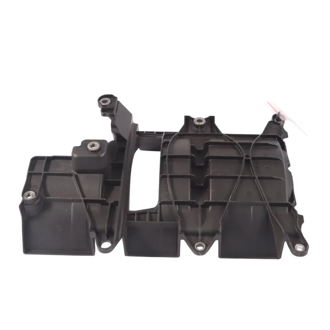 Motoren Tlüftungs Ventil Ölabscheider für Mercedes W164 mit Teilenummer A6421800585 Mercedes W164 Motoren Tlüftungs Ventil Ölabscheider - SKU A6421800585 - Teilenummer A6421800585