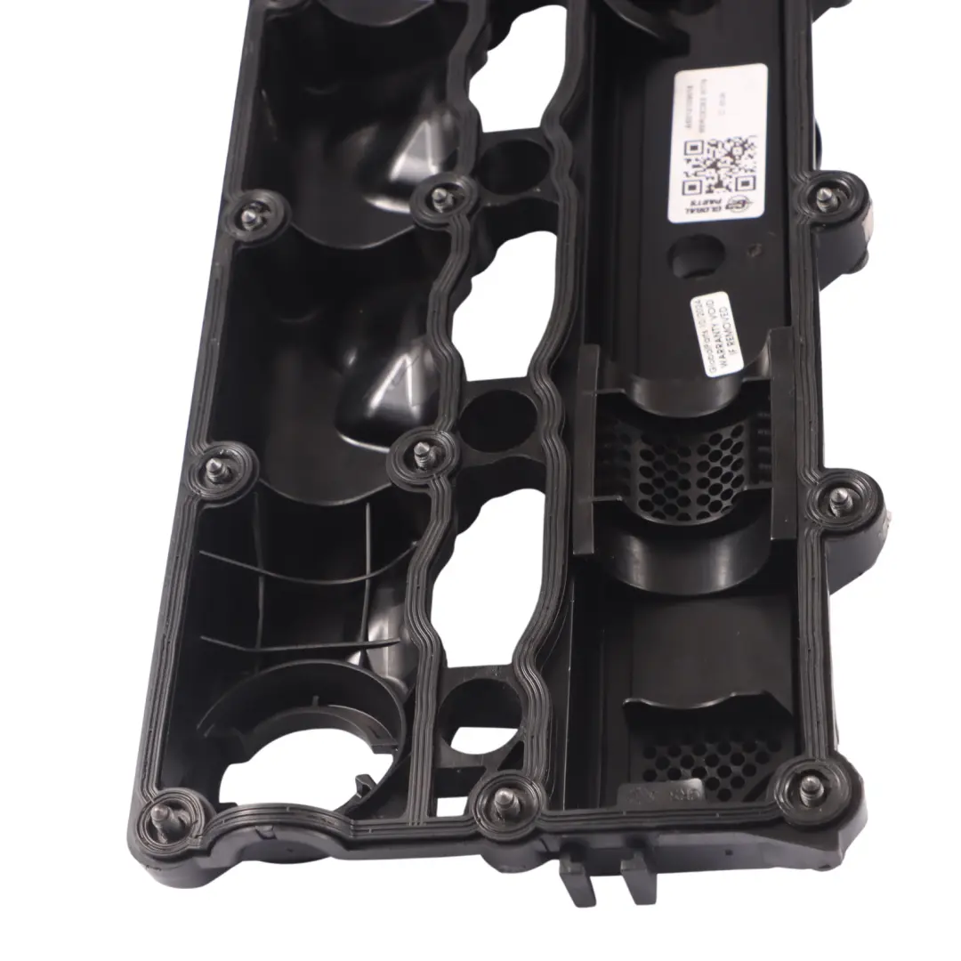 OM651 Diesel Engine Rocker Cover Panel to Mercedes W176 with Part number A6510109018 Mercedes W176 OM651 Diesel Engine Rocker Cover Panel - SKU A6510109018 - Part number A6510109018