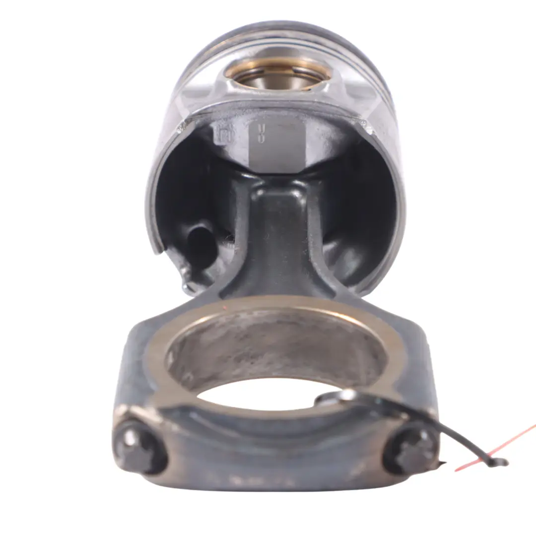 OM651 Motor Diesel Pistón Biela para Mercedes W176 con número de pieza A6510302217 Mercedes W176 OM651 Motor Diesel Pistón Biela - SKU A6510302217 - Número de pieza A6510302217