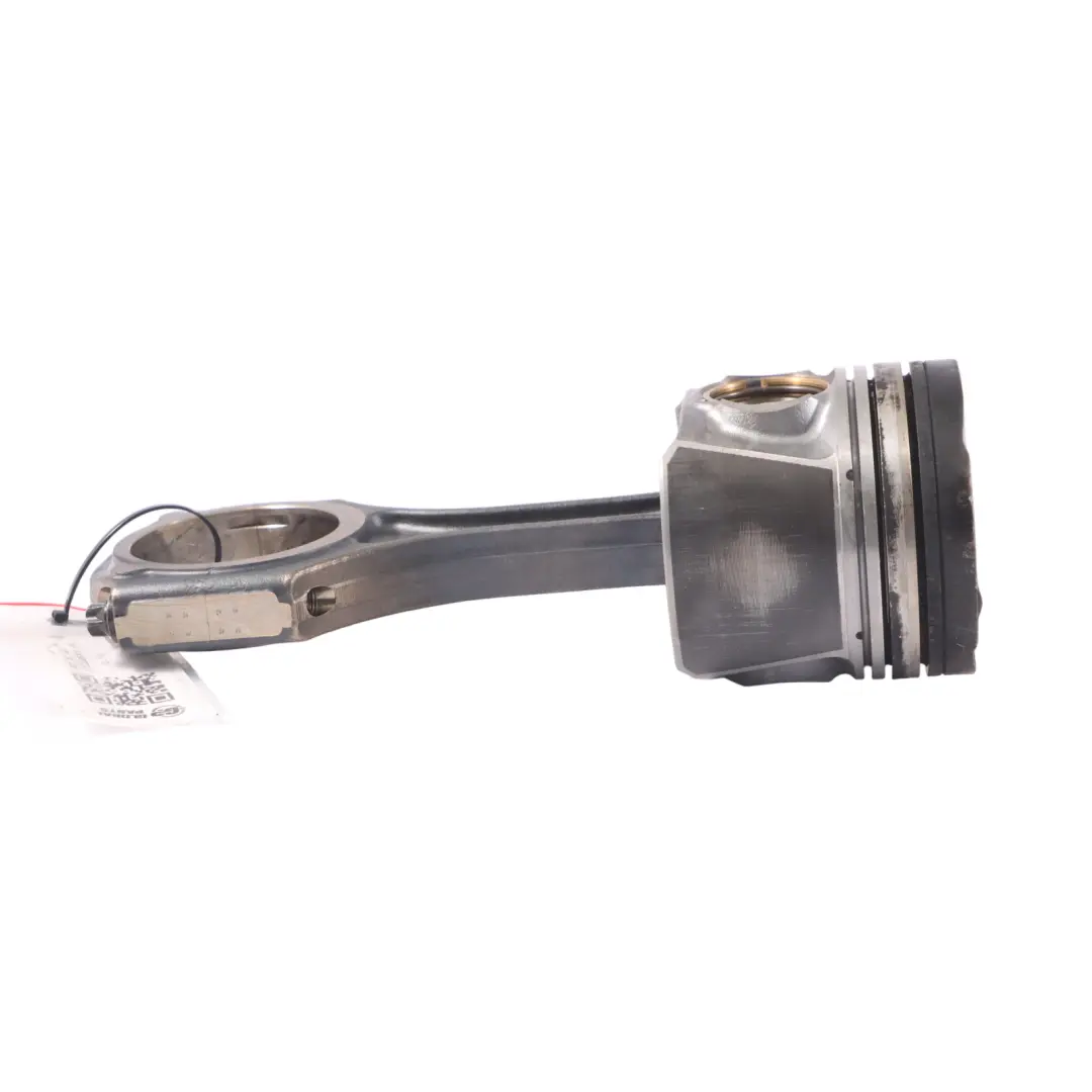 OM651 Motor Diesel Pistón Biela para Mercedes W176 con número de pieza A6510302217 Mercedes W176 OM651 Motor Diesel Pistón Biela - SKU A6510302217 - Número de pieza A6510302217