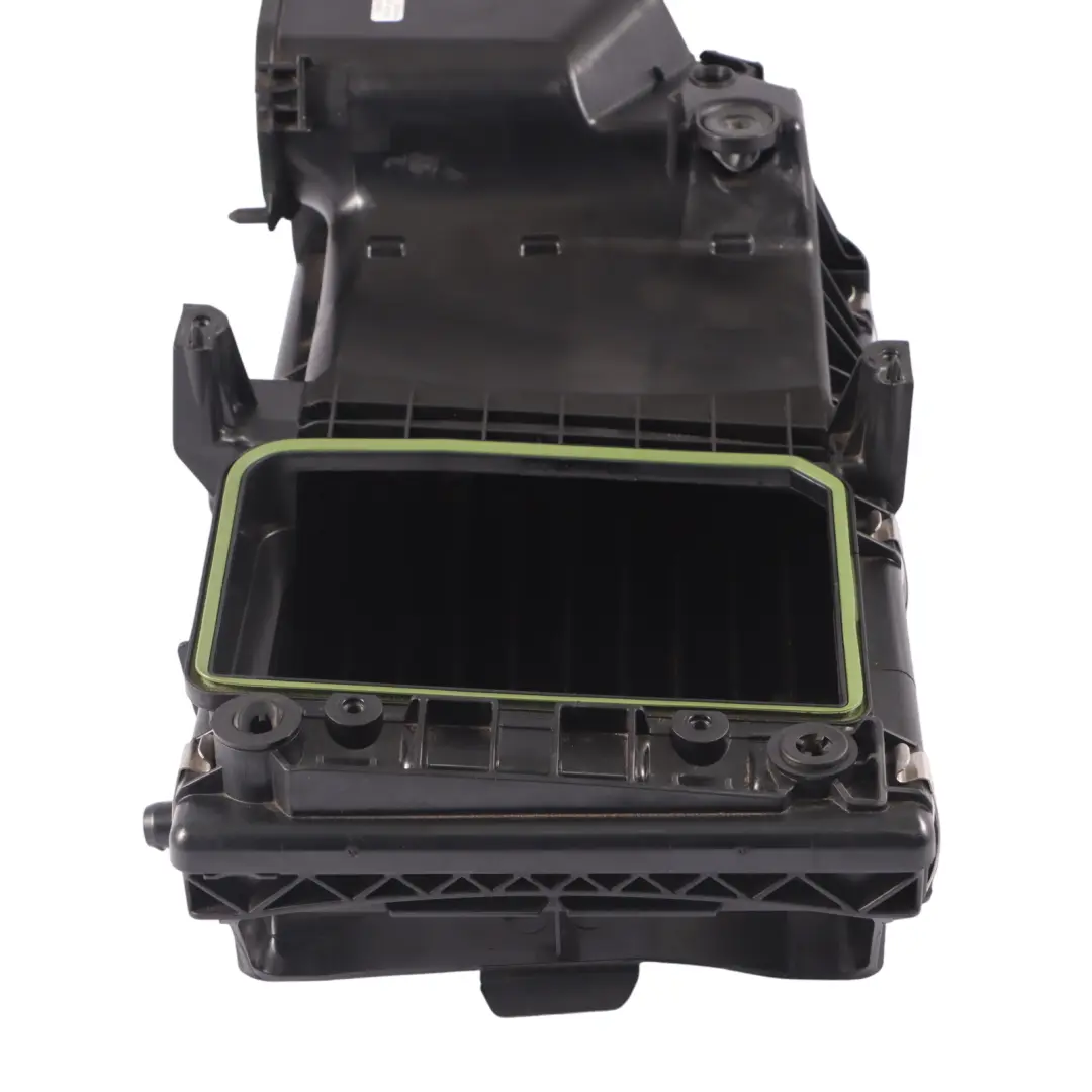 Boîtier de filtre à air pour Mercedes W205 W213 C238 X253 à propos du numéro de pièce A6540902501 Mercedes W205 W213 C238 X253 Boîtier de filtre à air - SKU A6540902501 - Numéro de pièce A6540902501