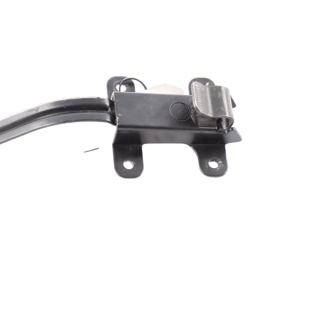 W901 W902 Cerniera Bagagliaio Staffa Montante Posteriore per Mercedes con numero di parte A9017600228 Mercedes W901 W902 Cerniera Bagagliaio Staffa Montante Posteriore - SKU A9017600228 - Numero di parte A9017600228