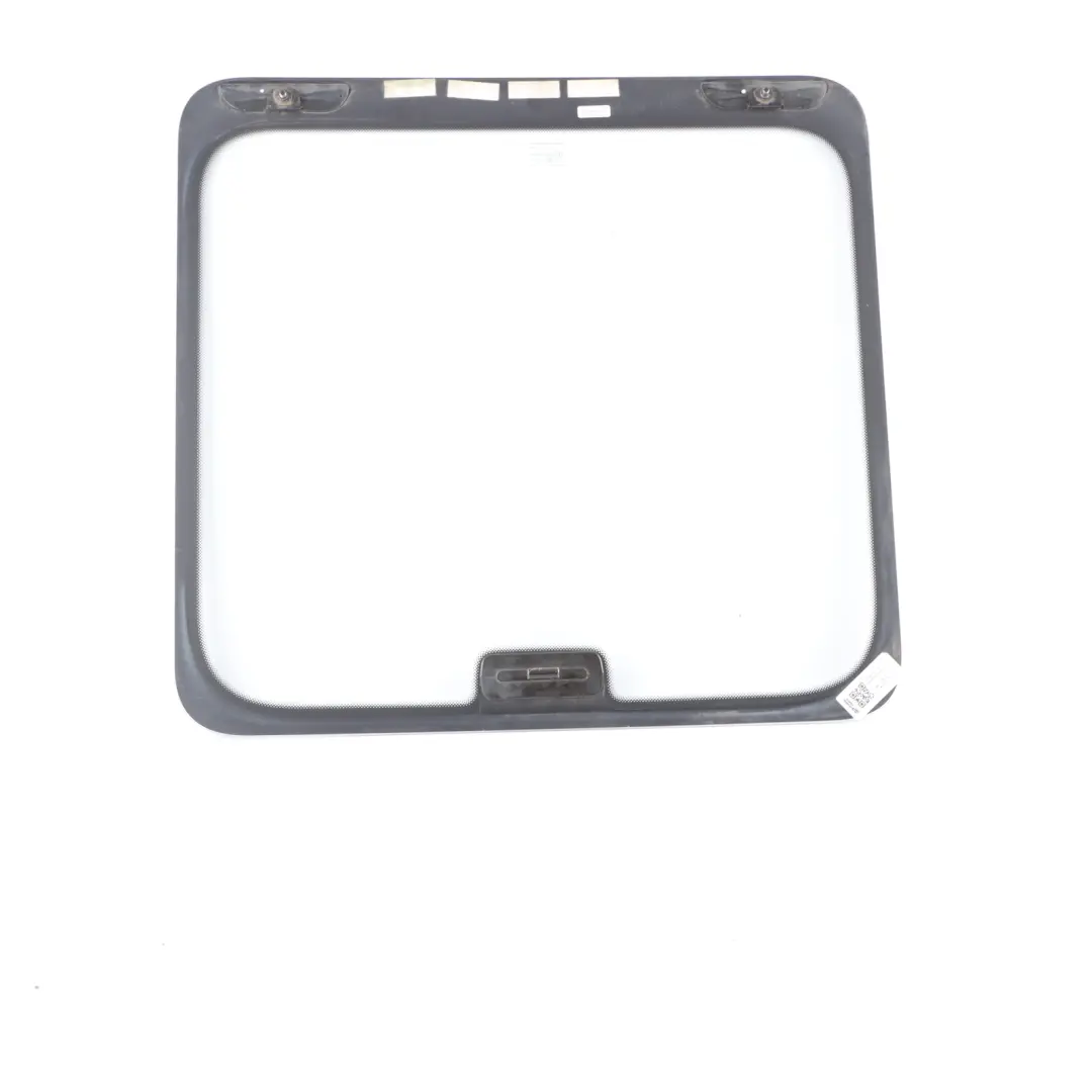 Glass Window Rear Door Right Left N/O/S AS2 to Mercedes Sprinter W906 with Part number A9066700106 Mercedes Sprinter W906 Glass Window Rear Door Right Left N/O/S AS2 - SKU A9066700106 - Part number A9066700106